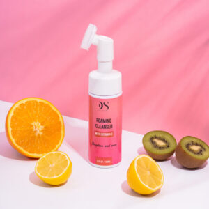 FOAMING CLEANSER WITH VITAMIN C 150 ML